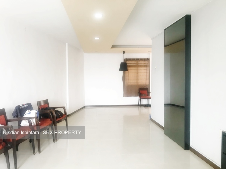 Jurong West Street 64 thumbnail photo